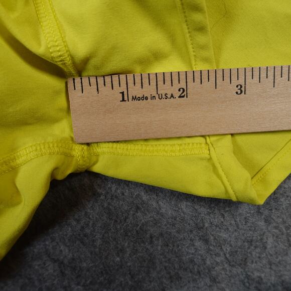 Lululemon Shorts Womens 8? Run Speed 2.5" Run Athletic Gym Workout Neon Yellow - Picture 4 of 8